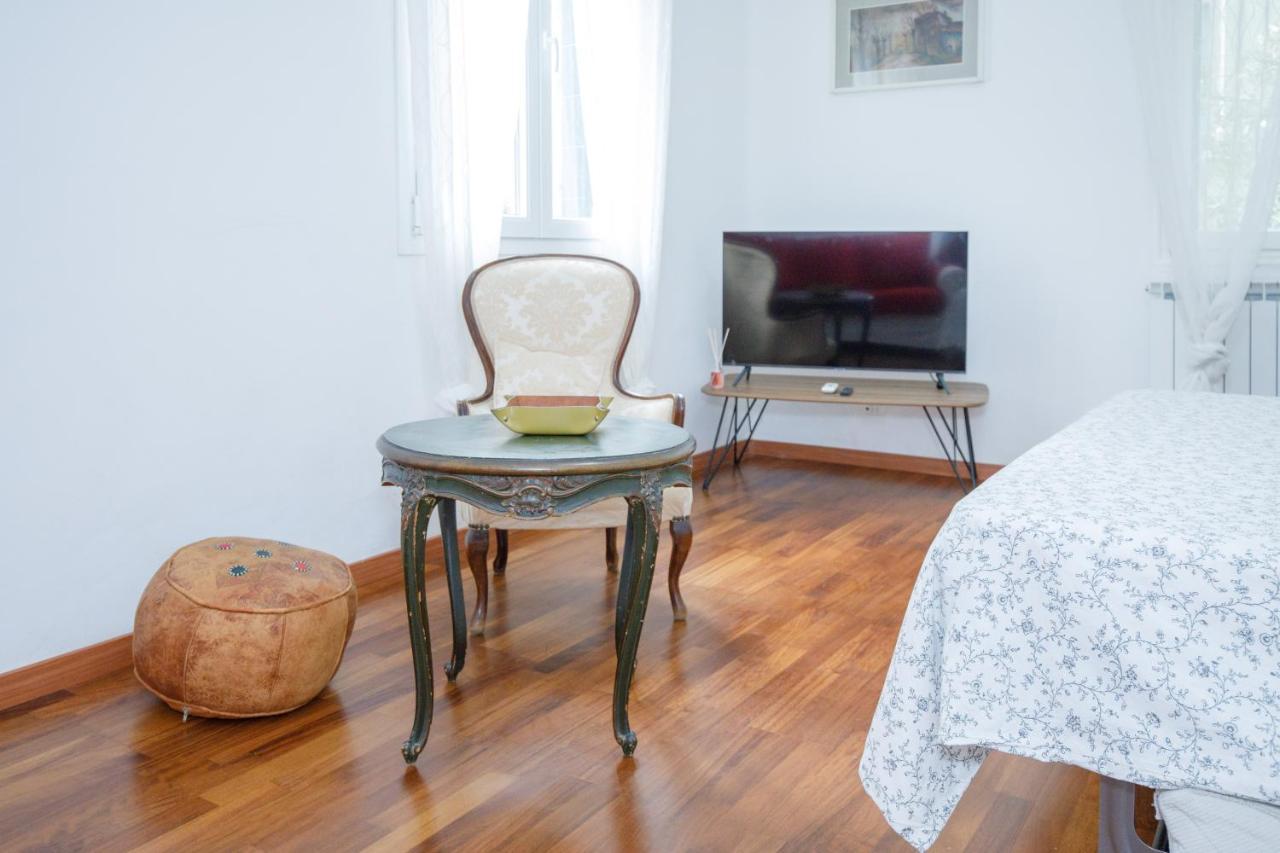 Gozzi House - Comoda Casa - Free Parking - Easy To Venice! เมสเตร ภายนอก รูปภาพ